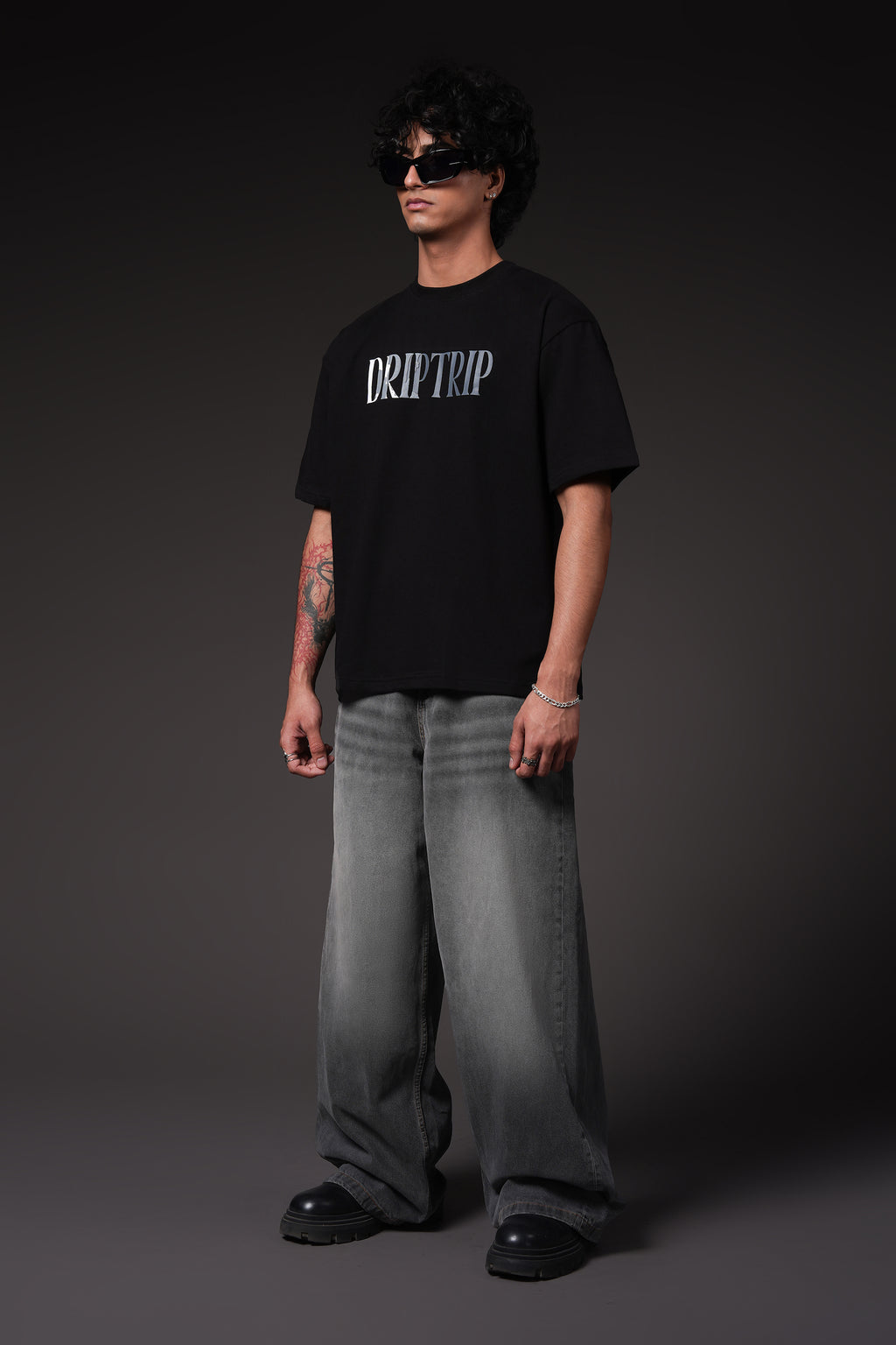 Wolf Tee