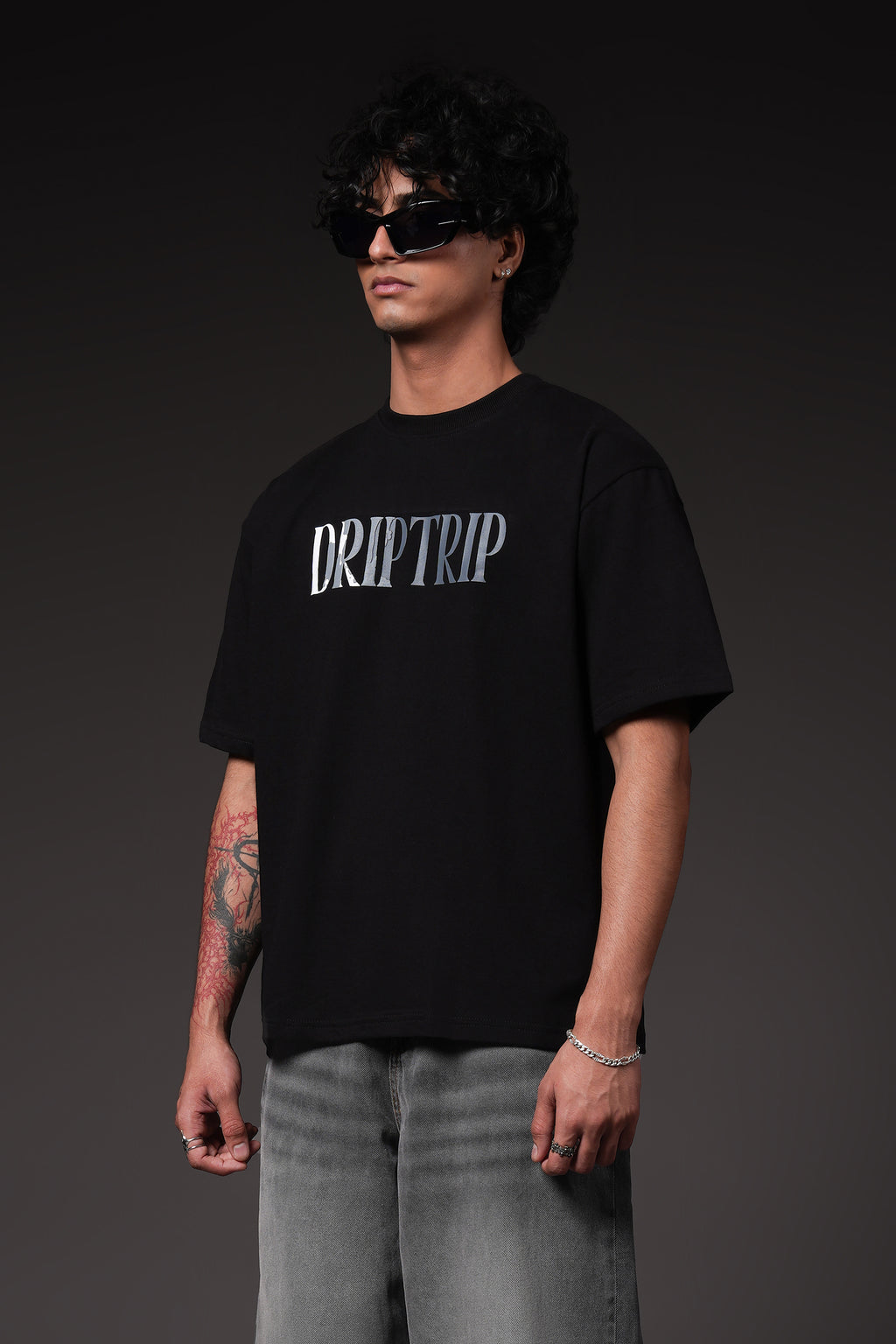 Wolf Tee