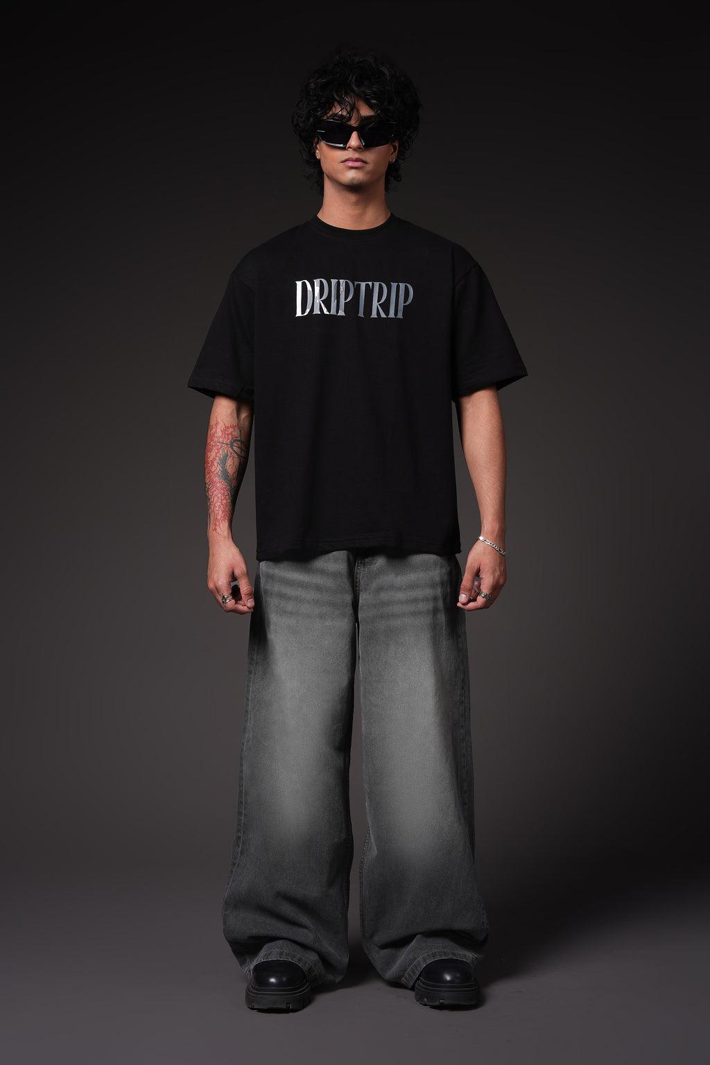 Wolf Tee