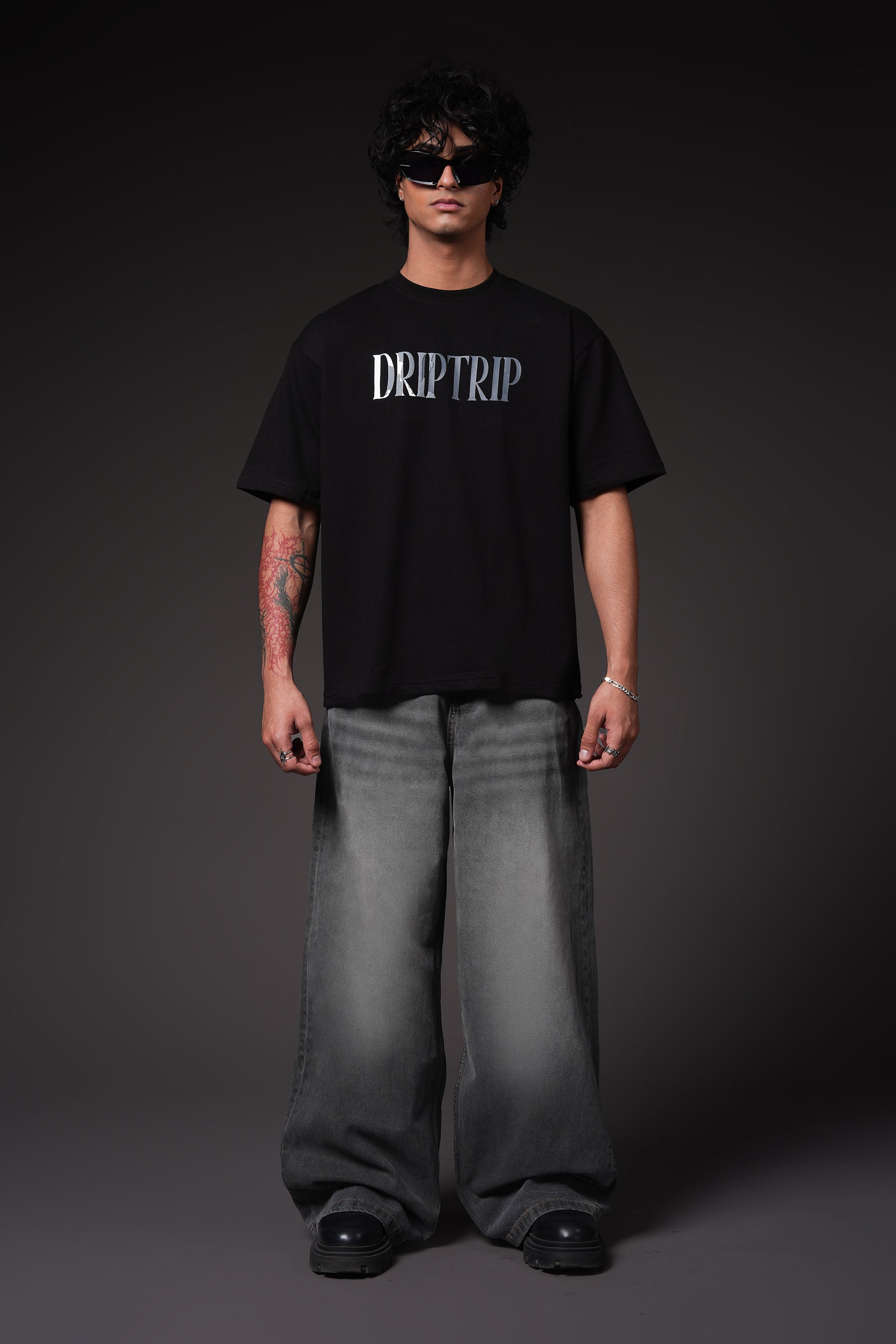 Wolf Tee