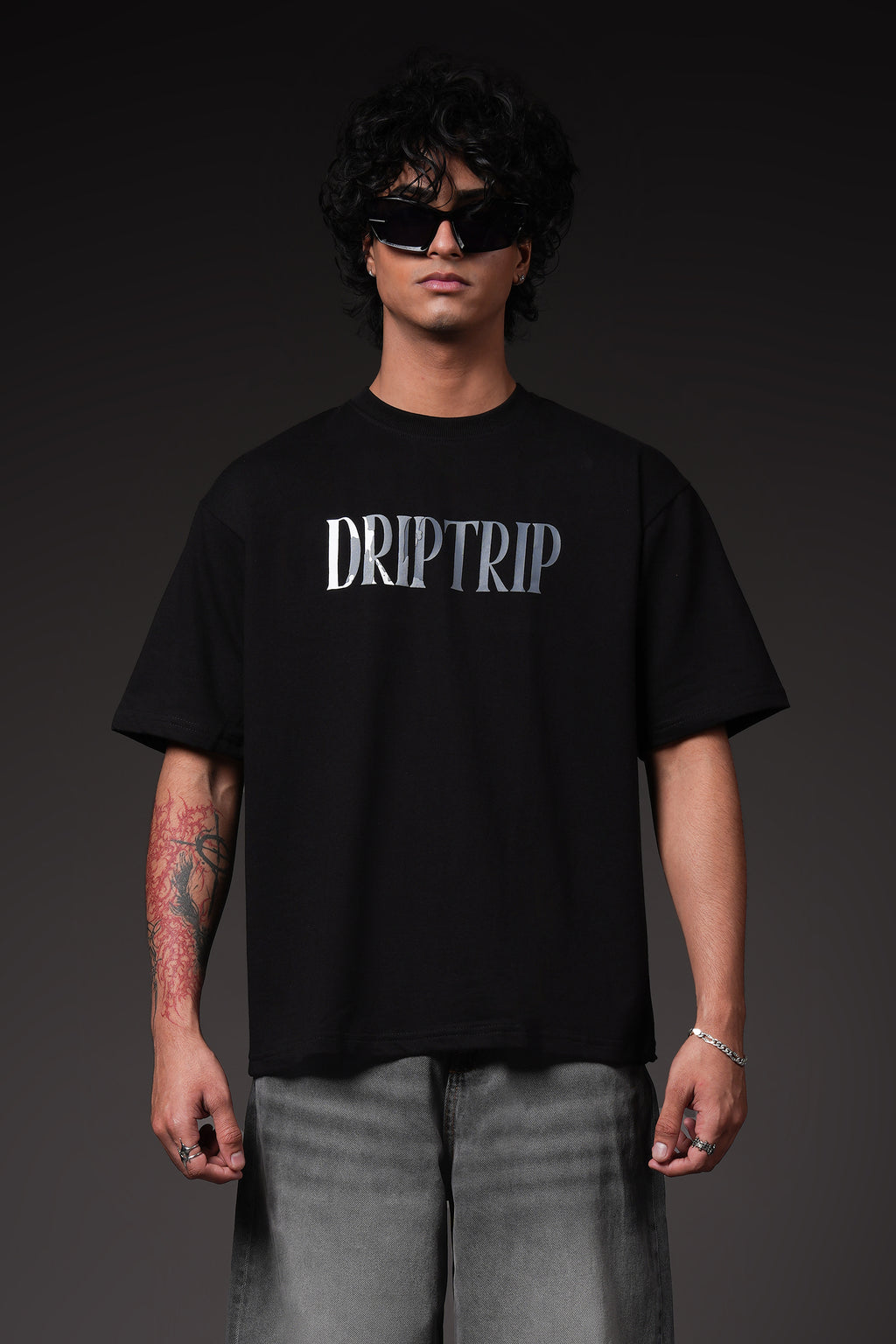 Wolf Tee