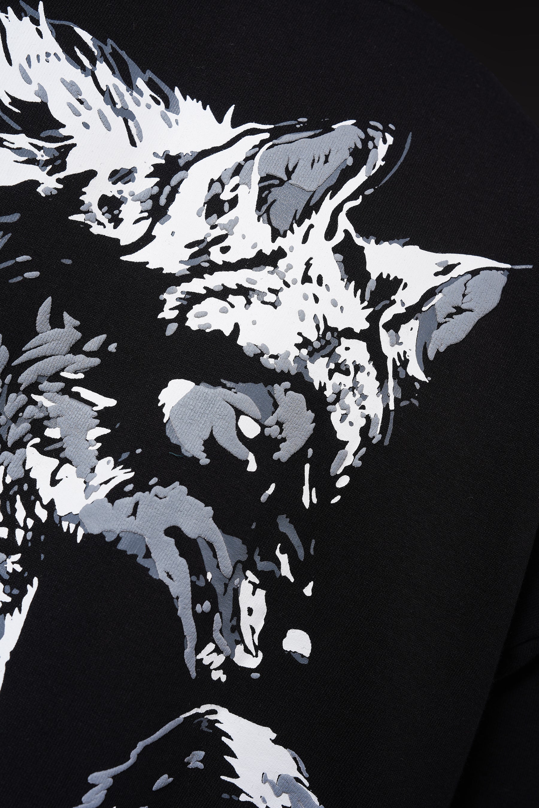 Wolf Tee